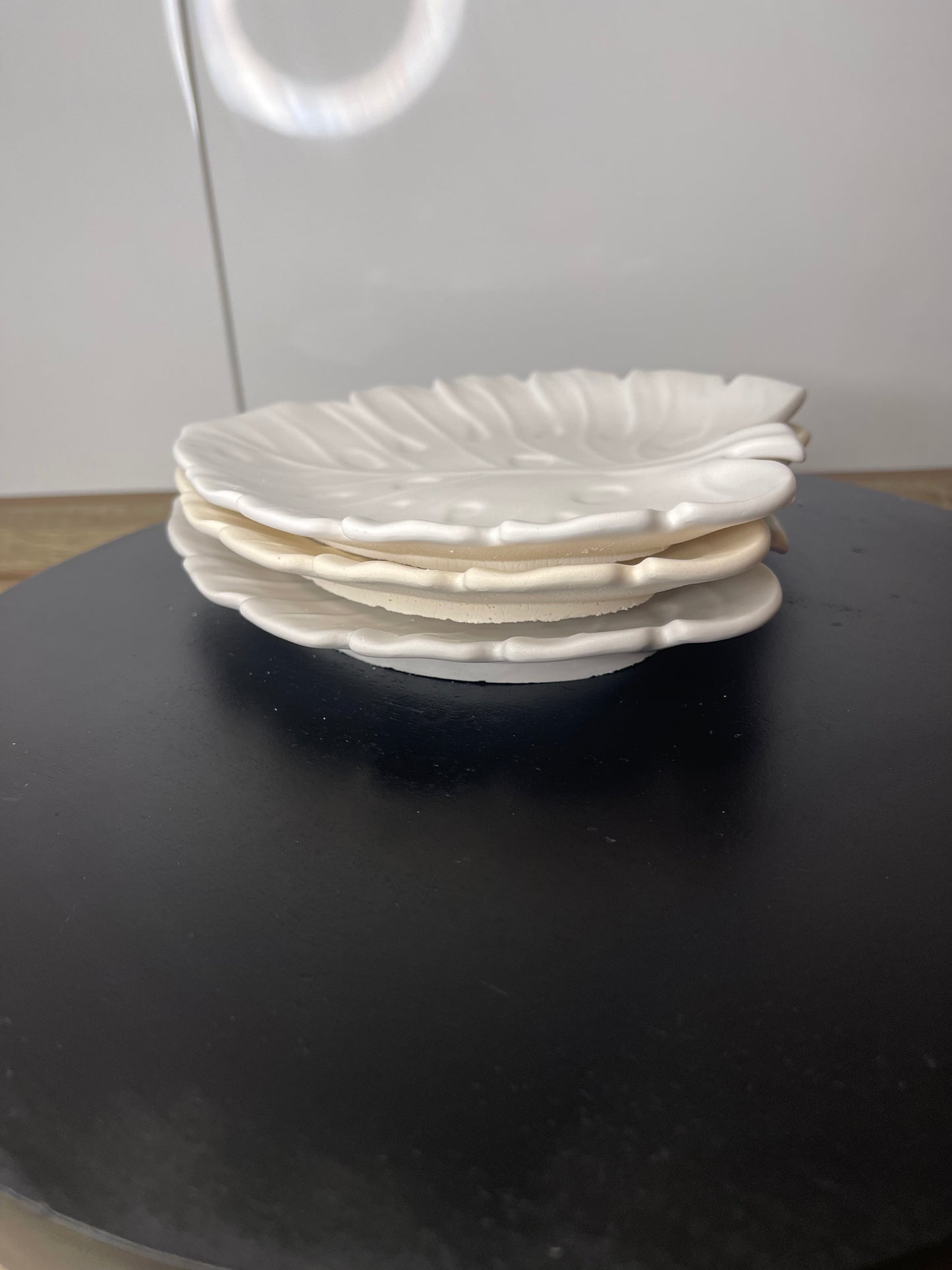 leaves decorative plate