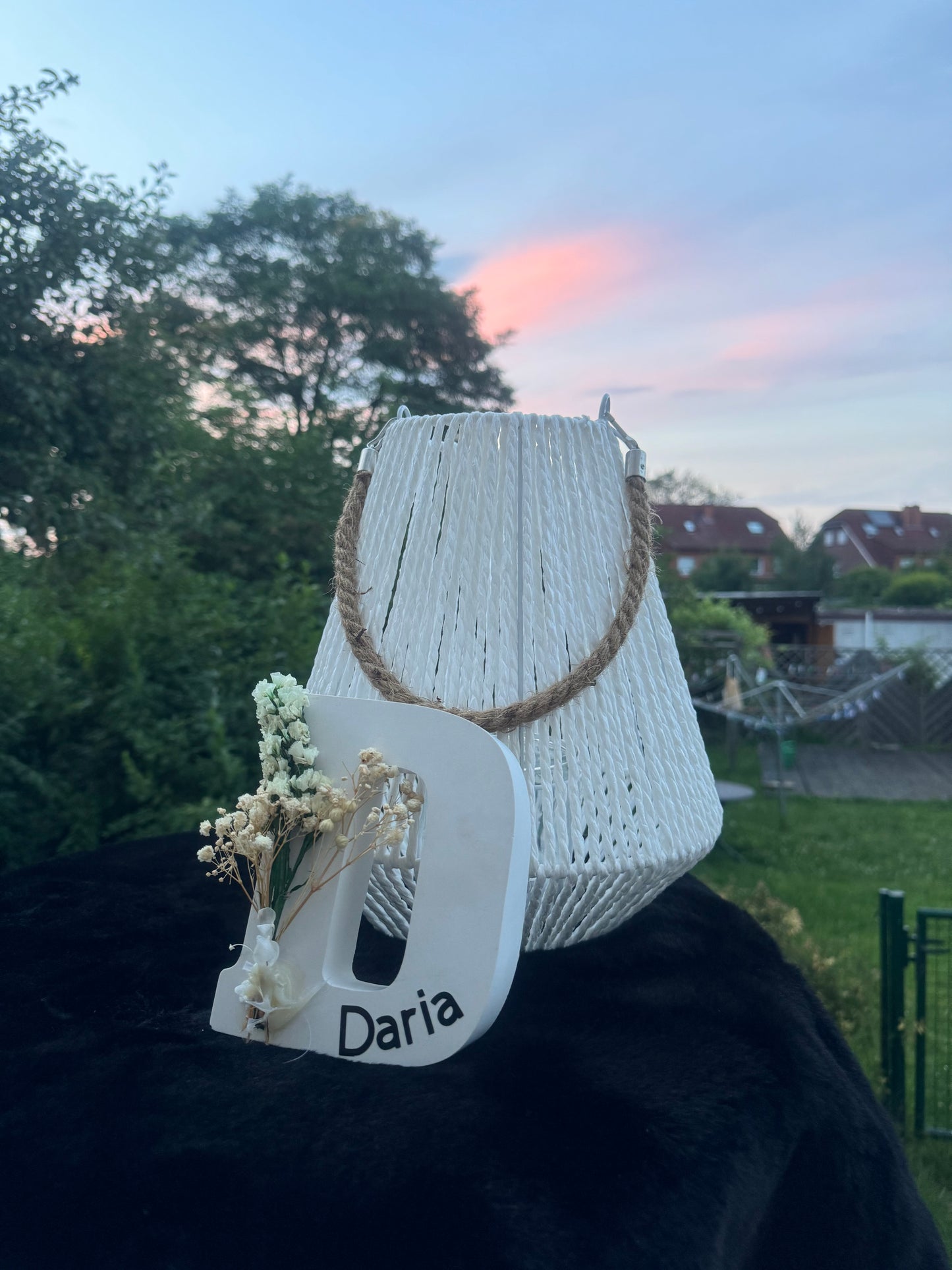 Personalisierter Buchstabe mit Trockenblumen – Handgefertigte Keraflott-Dekoration, 20 cm Höhe