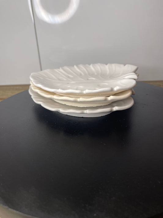 leaves decorative plate