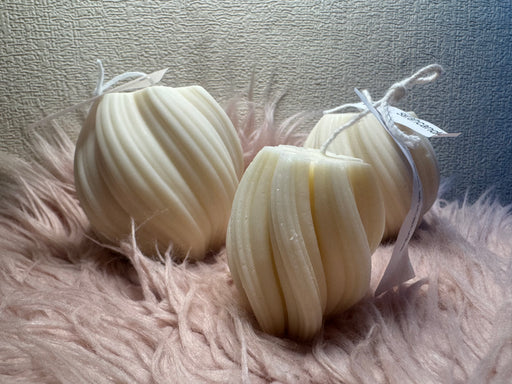  Schwimmkerzen, Rapswachs, handgemachte Kerzen, Baumdocht, Naturkerzen, marmorierte Kerzen, dekorative Kerzen, nachhaltige Kerzen, Duftkerzen, festliche Dekoration, ökologische Kerzen, vegane Kerzen, Handwerkskerzen, Kerzen für Weihnachten, Marbled candles