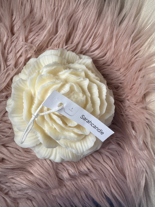 XXL Pfingstrosenkerze, Rapsschwachs Kerze, nachhaltige Kerzen, florale Dekoration, handgefertigte Kerzen, ökologische Kerze, Duftkerze, Geschenkidee, natürliche Kerze, Baumdocht Kerze, hochwertige Kerzen, aromatische Kerzen, vegane Kerzen, natürliche Duftkerzen